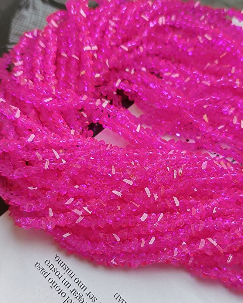 Нить 39 см Бусина стеклянная крошка ок. 4.4х3.4x3 мм фуксия (7338-4-ФУК) купить в Воронеже  | Заказать в интернет-магазине Viva Beads

