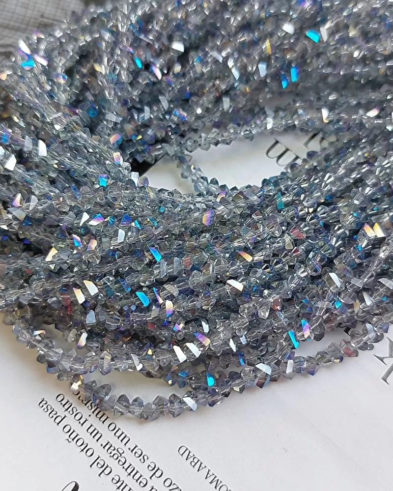 Нить 34 см Бусина стеклянная крошка ок. 4.6x3.4х2.7 мм серо-голубой с гальваническим покр. (7338-4-СГОЛ) купить в Воронеже  | Заказать в интернет-магазине Viva Beads
