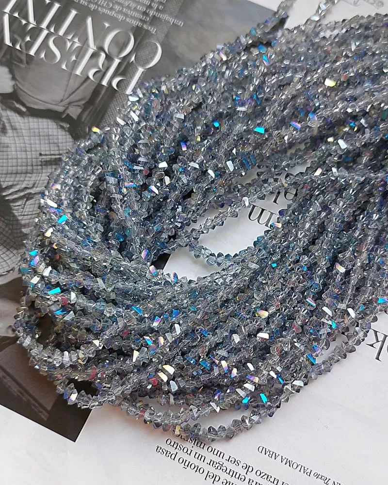 Нить 34 см Бусина стеклянная крошка ок. 4.6x3.4х2.7 мм серо-голубой с гальваническим покр. (7338-4-СГОЛ) купить в Воронеже  | Заказать в интернет-магазине Viva Beads
