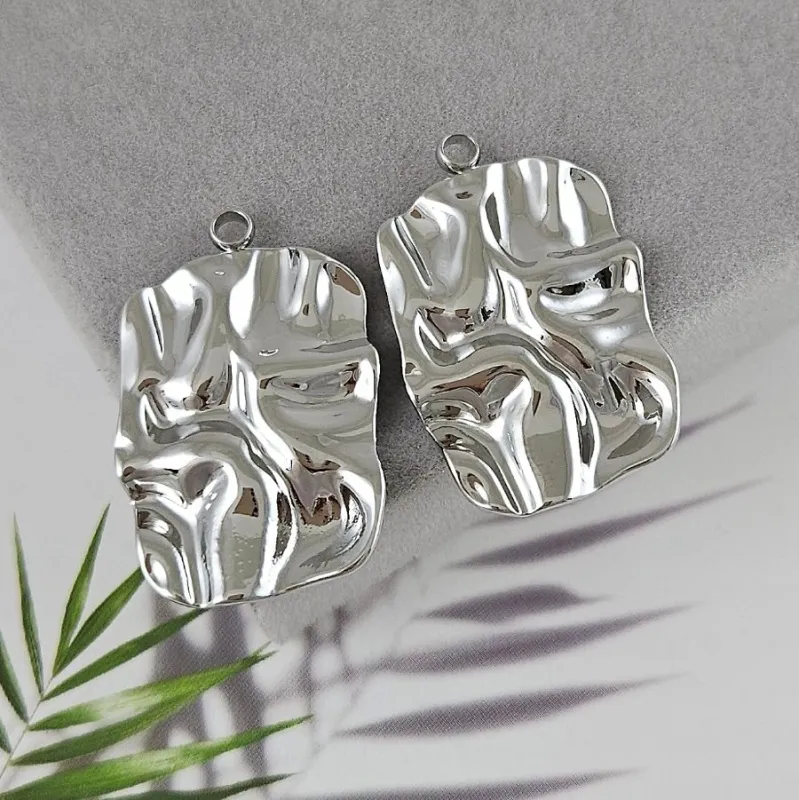 Подвеска мятый металл 35.4х22.6 мм родиевое покрытие (9968-Р)