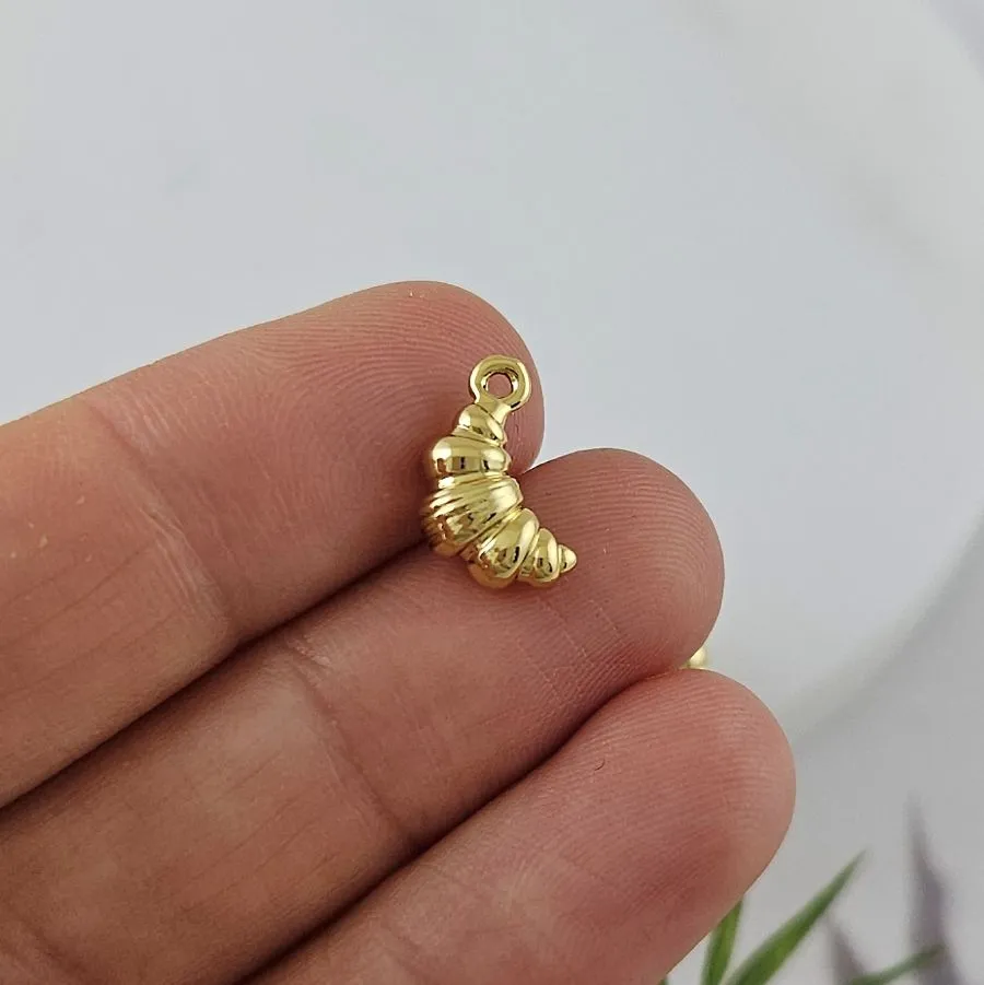 Круассан 12.6x7.3х4.6 мм, позолота 14К (9952-З)