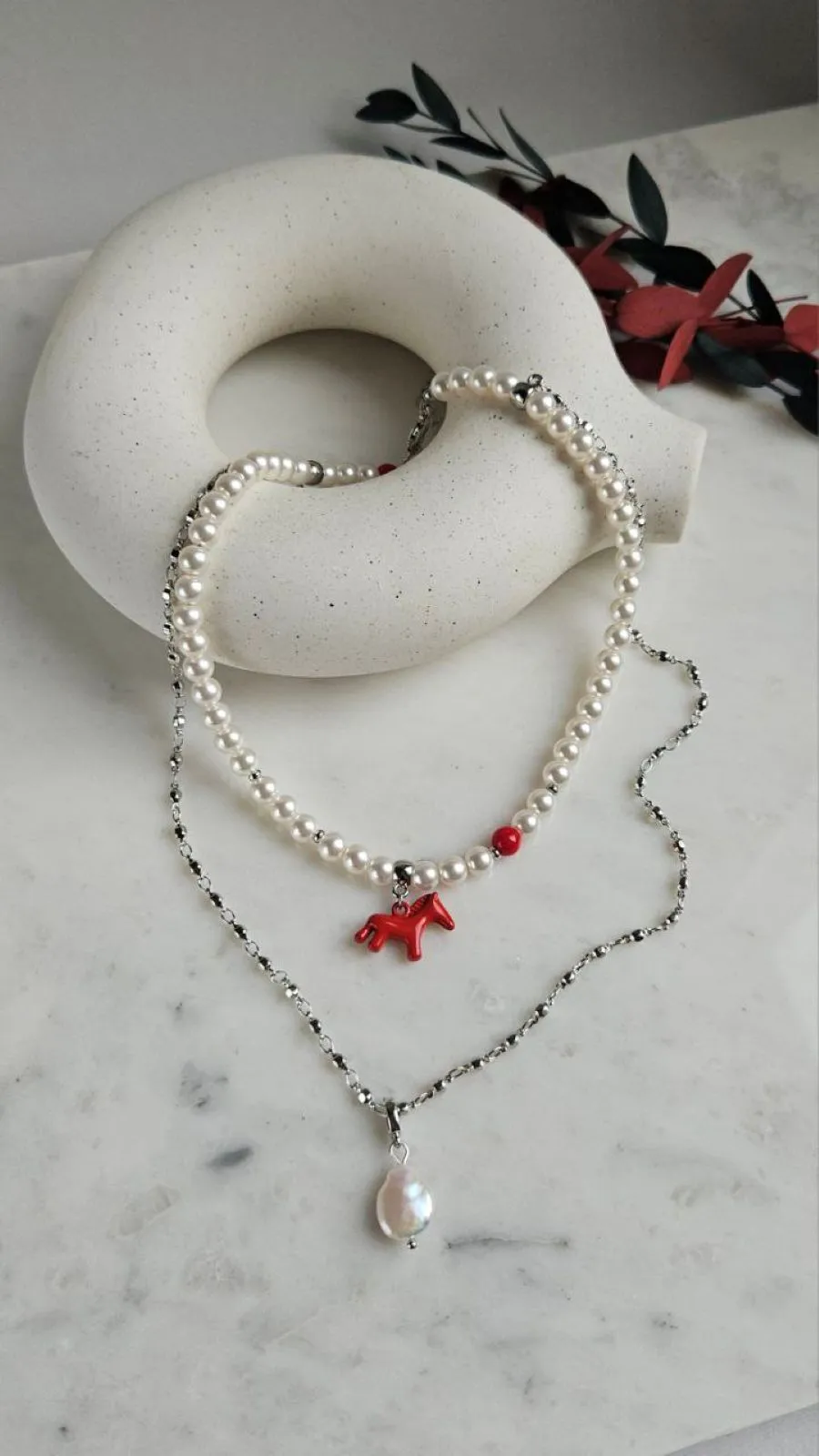 Алый путь — набор для создания стильного чокера с красной лошадкой (НАБОР-70) купить с доставкой по России | Интернет-магазин Viva Beads