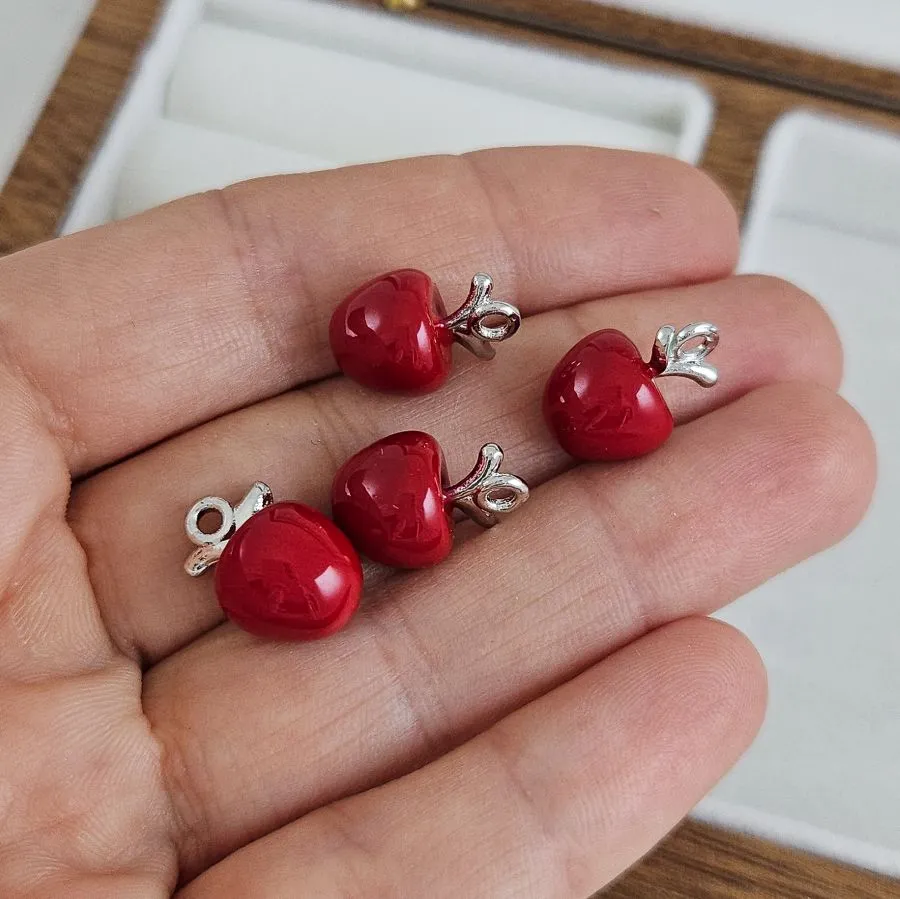 Подвеска Яблоко 14.6x10 мм, эмаль, цвет платины (10261-П) купить с доставкой по России | Интернет-магазин Viva Beads