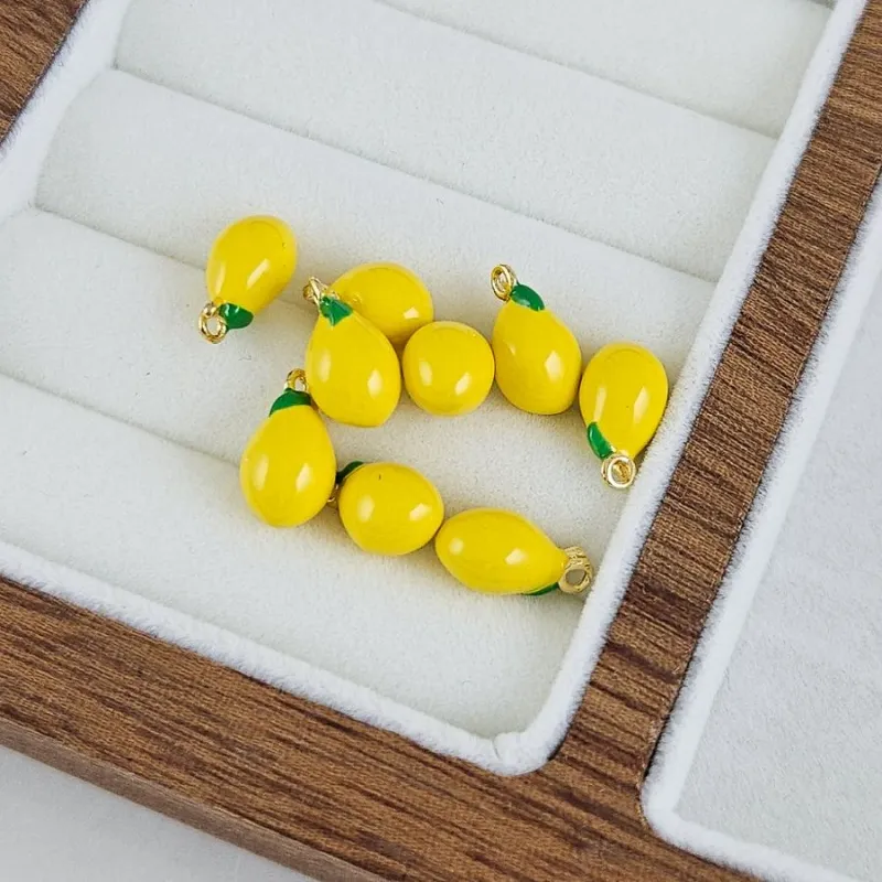 Подвеска лимон 12.2х6.9 мм эмаль, желтый,  позолота 14К (9726-З) купить с доставкой по России | Интернет-магазин Viva Beads