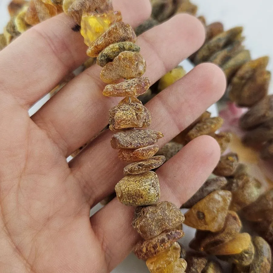 1 шт Янтарь натуральный кусочки 13-16х3-7 мм (10153-13/16) для бижутерии купить с доставкой по России | Интернет‑магазин Viva Beads
