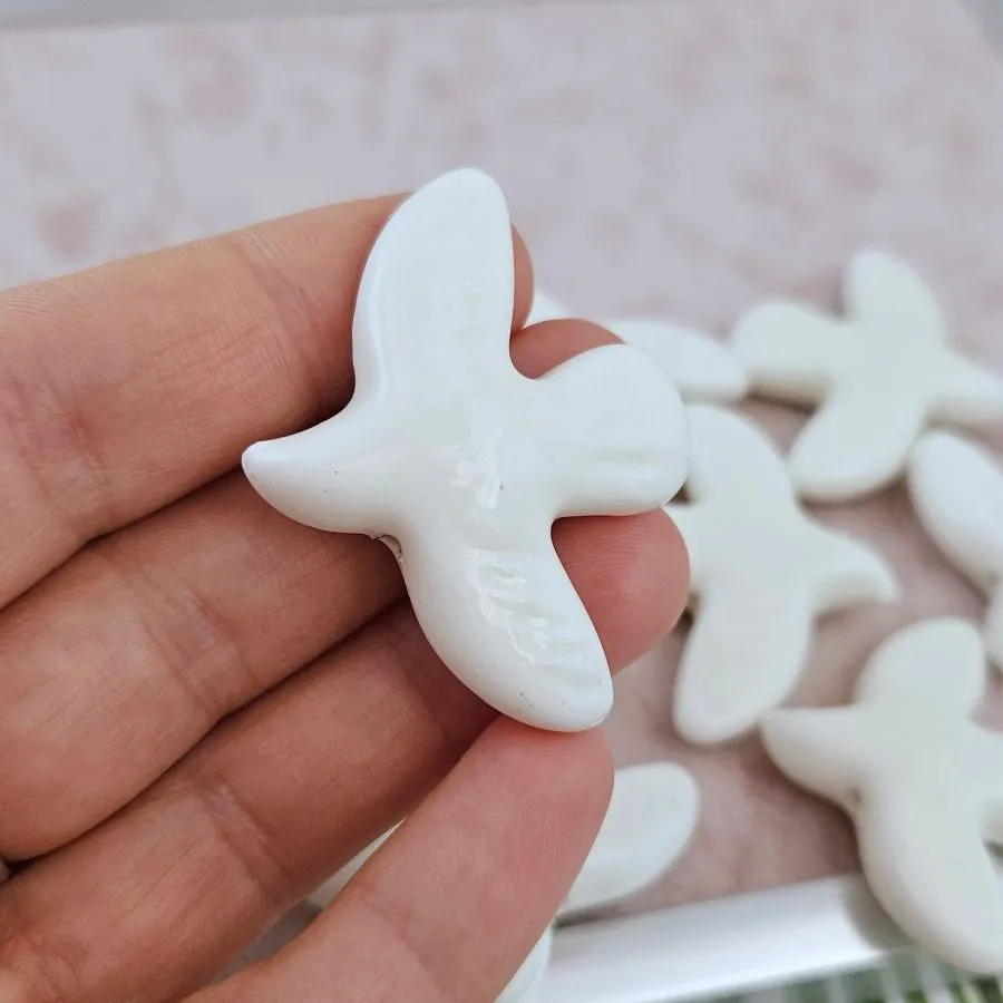 УЦЕНКА Бусина Голубь, птица 33х42 мм белый, керамика (9826-БЕЛ-УЦ) купить в Воронеже  | Заказать в интернет-магазине Viva Beads
