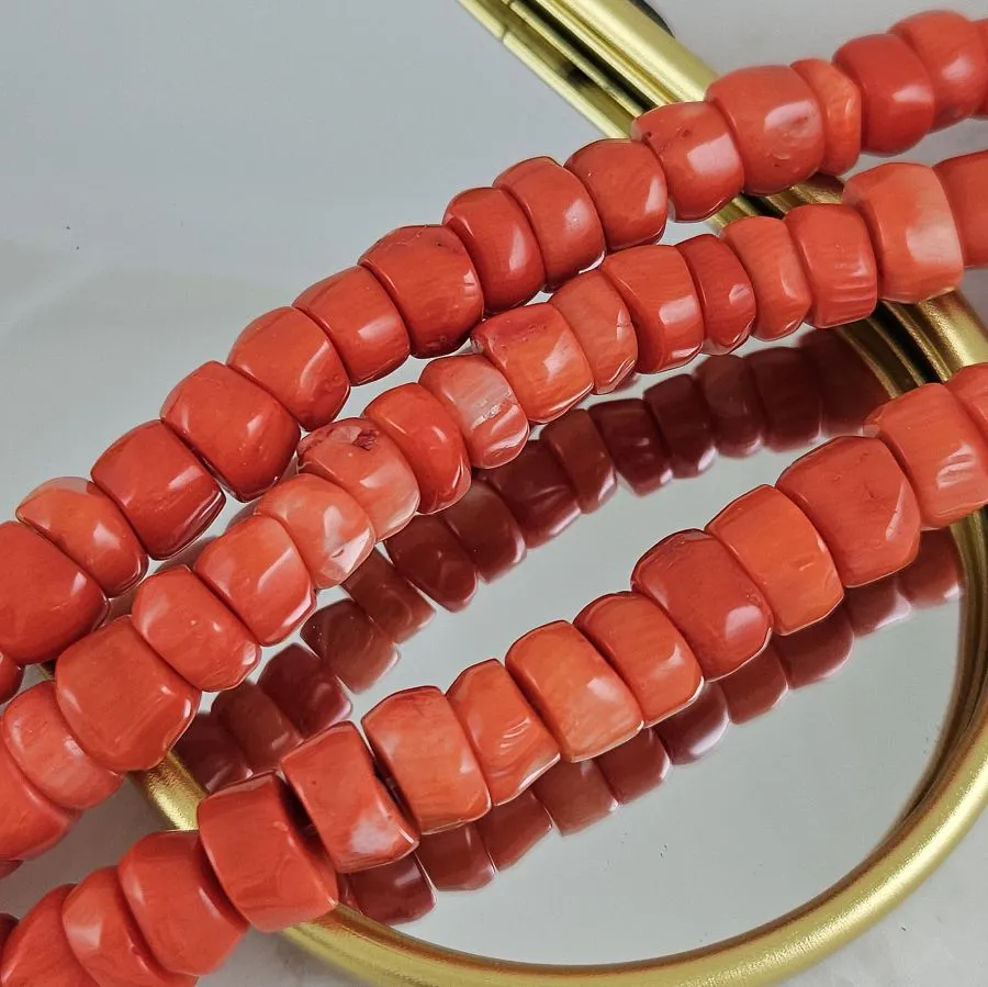 1 шт. Коралл натуральный ок. 12х5-7 мм, бусины крупные чипсы, оранжевый (10273) для бижутерии купить с доставкой по России | Интернет‑магазин Viva Beads
