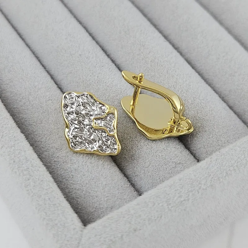 Швензы с замком 17х12.7 мм биколор, позолота 14К (9967-З) купить в Воронеже | Заказать в интернет-магазине Viva Beads
