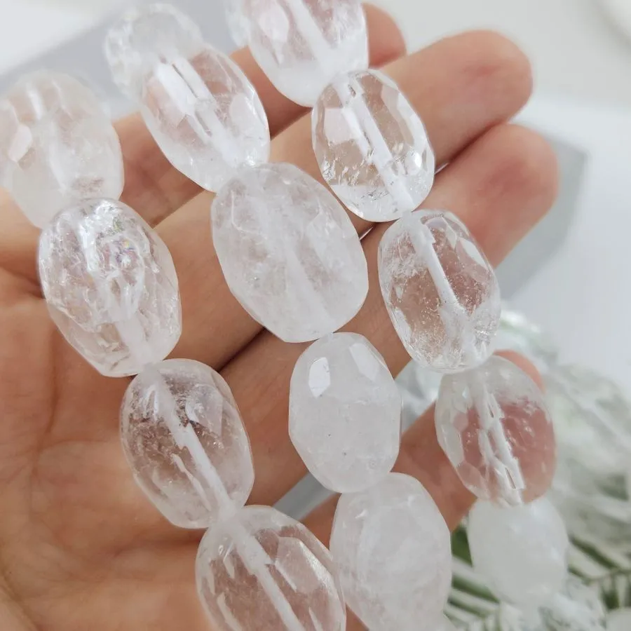 1 шт. Горный хрусталь 16-21х11-15 мм овальные граненые бусины (1005-ГХ) купить в Воронеже | Заказать в интернет-магазине Viva Beads
