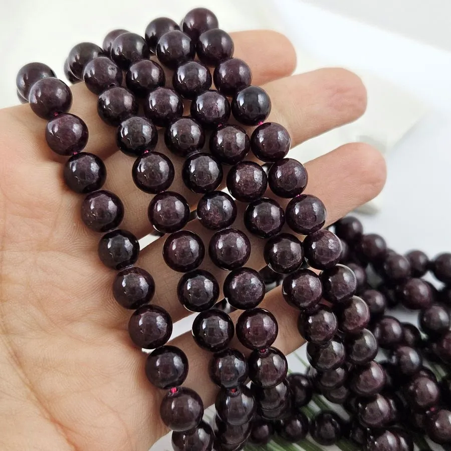 Нить 19 см Гранат натуральный ок. 8.5 мм, бусина гладкий шар (2370) для бижутерии купить с доставкой по России | Интернет‑магазин Viva Beads
