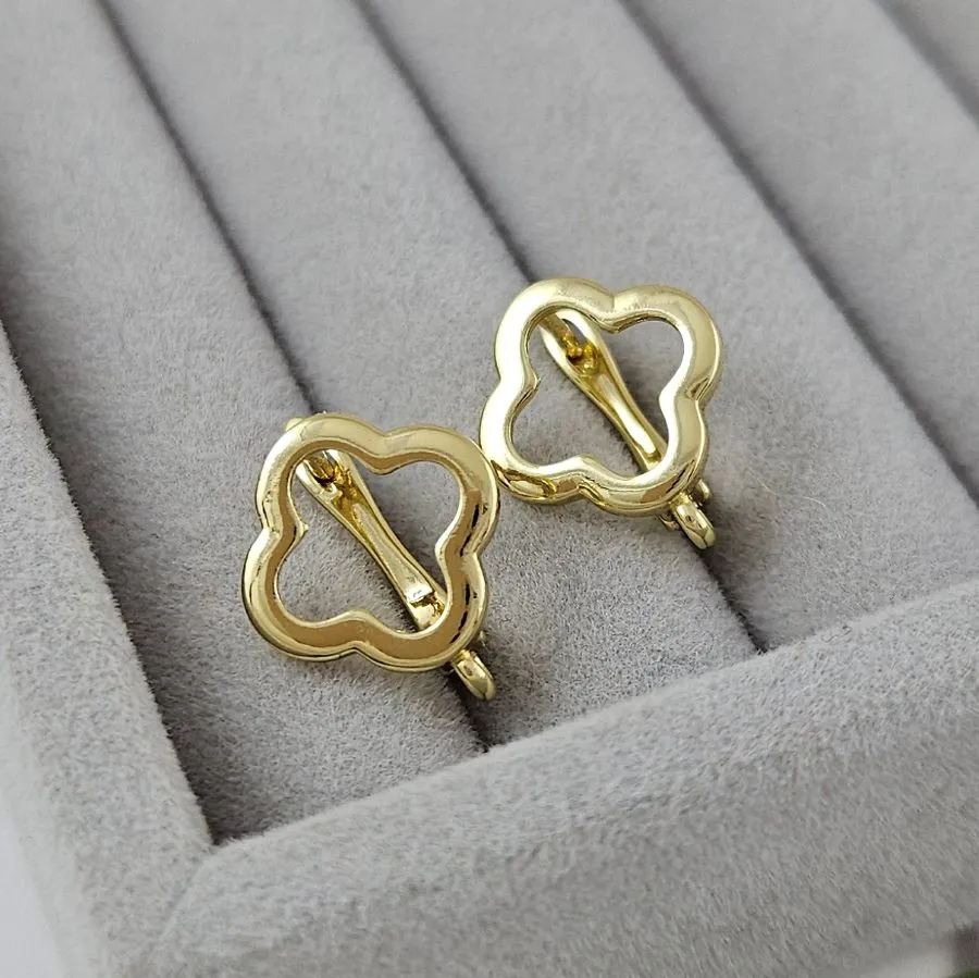 Швензы Клевер 16.3х13.8 мм с английским замком, позолота 14К (9957-З) купить в Воронеже | Заказать в интернет-магазине Viva Beads
