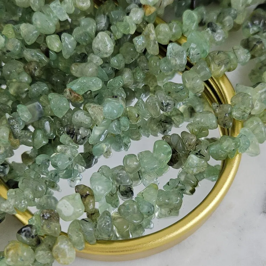 Нить 39 см Пренит натуральный 5-8 мм, бусины каменная крошка (10258) для бижутерии купить с доставкой по России | Интернет‑магазин Viva Beads
