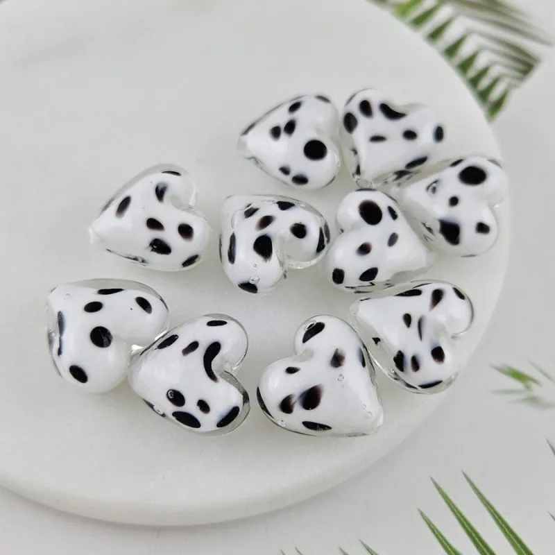 Бусина лэмпворк Сердце ок. 15 мм, белый (10030-БЕЛ) купить в Воронеже  | Заказать в интернет-магазине Viva Beads
