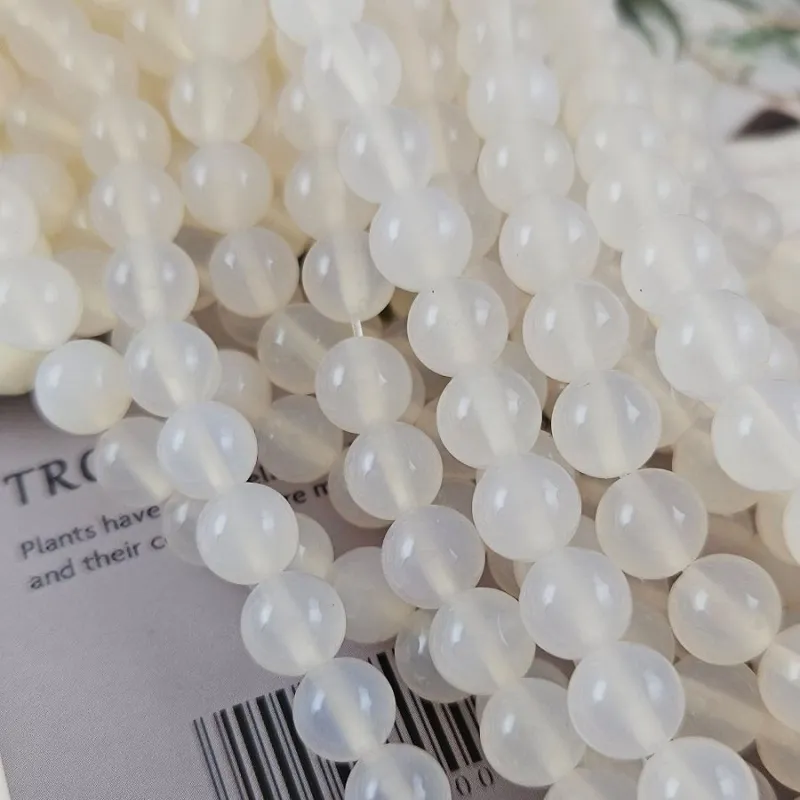 Нить 38 см Агат белый ок. 8 мм бусины гладкий шар (7255-8) для бижутерии купить с доставкой по России | Интернет‑магазин Viva Beads
