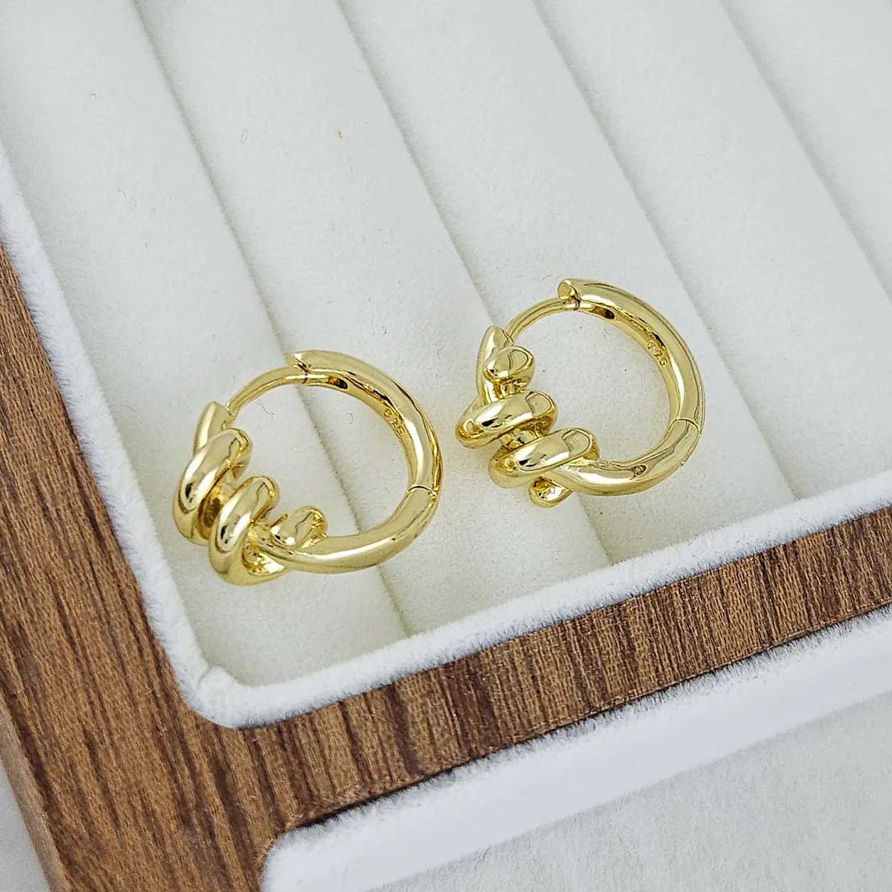 Швензы кольца, бублики, конго 15х17.8х2.6 мм Спираль, позолота 14К (10244-З) купить с доставкой по России | Интернет-магазин Viva Beads