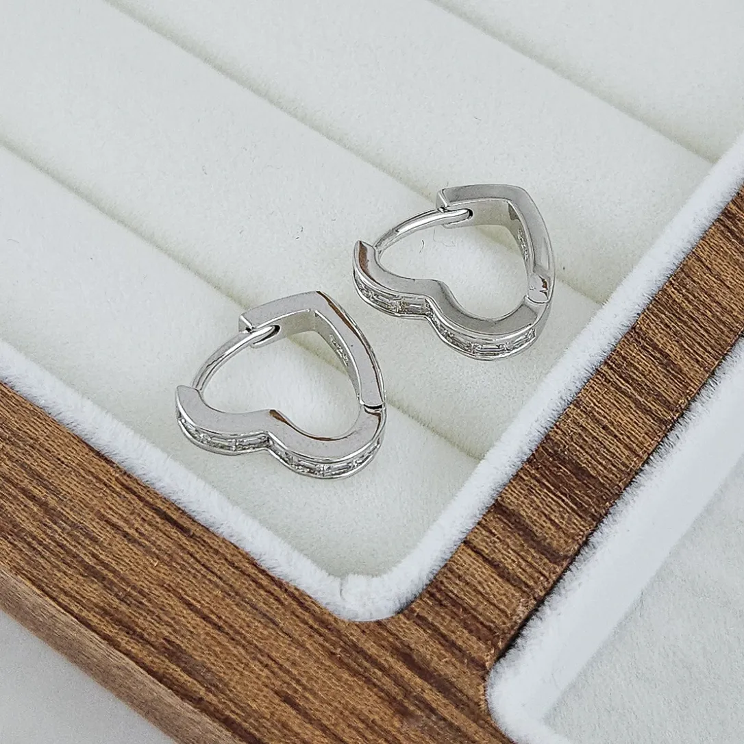 Швензы кольца, бублики, конго 13.6х13.4х2.6 мм Сердце с фианитами, родиевое покрытие (10239-Р) купить с доставкой по России | Интернет-магазин Viva Beads