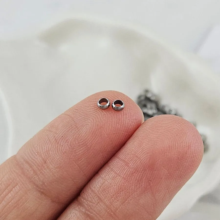 20 шт. Кримпы 2.4х1.1 мм рондели, нержавеющая сталь (10148-2.5) купить с доставкой по России | Интернет-магазин Viva Beads