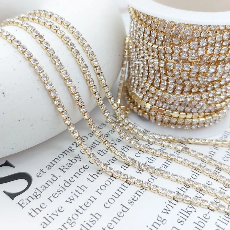 10 см Стразовая цепь с кристаллами SS6 2 мм crystal, позолота (7113-З) купить с доставкой по России | Интернет-магазин Viva Beads