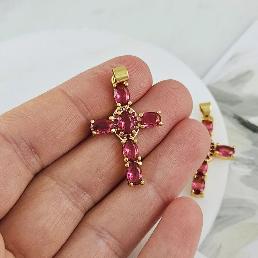 Подвеска Крест с фианитами 30x18.7 мм, позолота 18К, ярко-розовый (9298-ЯРЗ) купить с доставкой по России | Интернет-магазин Viva Beads