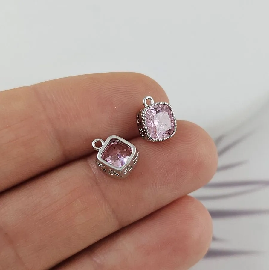 Подвеска с фианитом 8.3х7х4.1 мм розовый, родиевое покрытие (7313-7-РР)