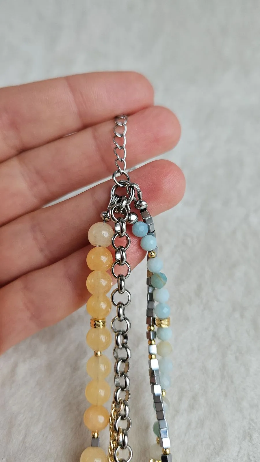 Как собрать многослойный браслет: техника, которая работает с любыми камнями