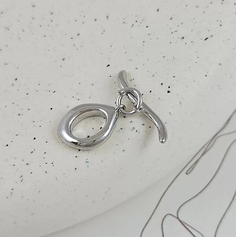 УЦЕНКА Замок тоггл Овальный мини, кольцо 13х9.5 мм родиевое покрытие (9483-Р-УЦ) купить в Воронеже | Заказать в интернет-магазине Viva Beads
 УЦЕНКА Замок тоггл Овальный мини, кольцо 13х9.5 мм родиевое покрытие (9483-Р-УЦ) купить в Воронеже | Заказать в интернет-магазине Viva Beads