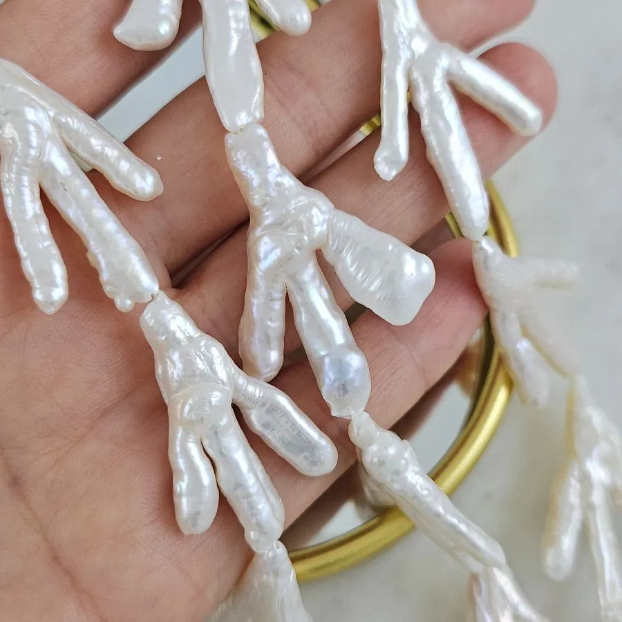 1 шт. Жемчуг речной барокко 34-37х18-26 мм, форма лапка, белый (10293) купить с доставкой по России | Интернет-магазин Viva Beads