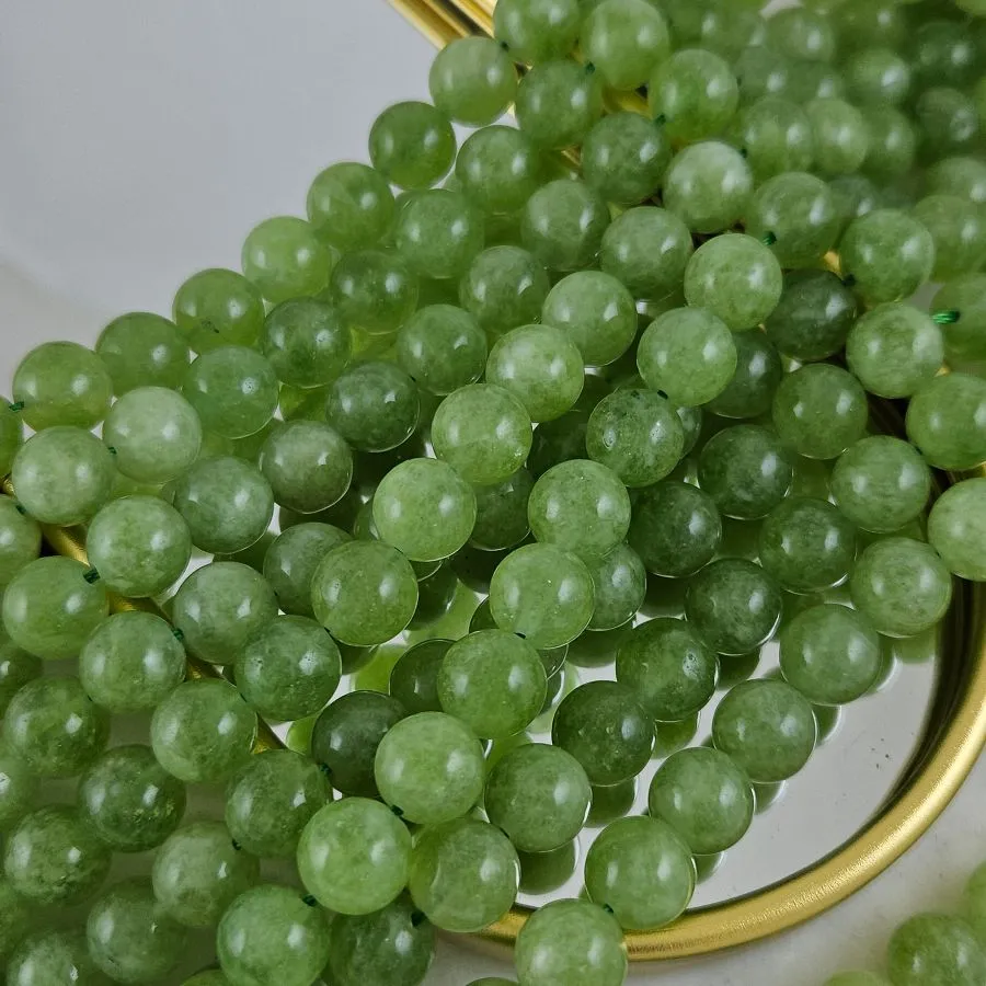 Нить 19 см Жадеит натуральный ок. 10 мм бусины гладкий шар, светло-зеленый (10278-10) для бижутерии купить с доставкой по России | Интернет‑магазин Viva Beads
