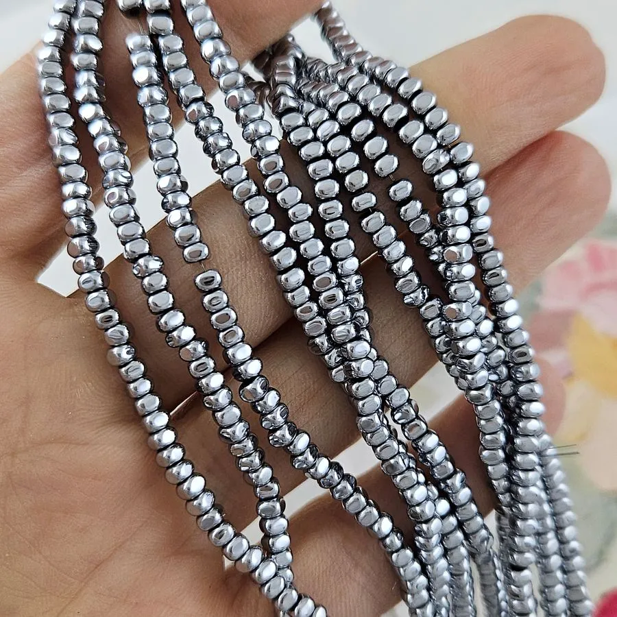 Нить 39 см Гематит, гематин ок. 3х3х2 мм квадратная бусина цвет платина (10157)	 для бижутерии купить с доставкой по России | Интернет‑магазин Viva Beads

