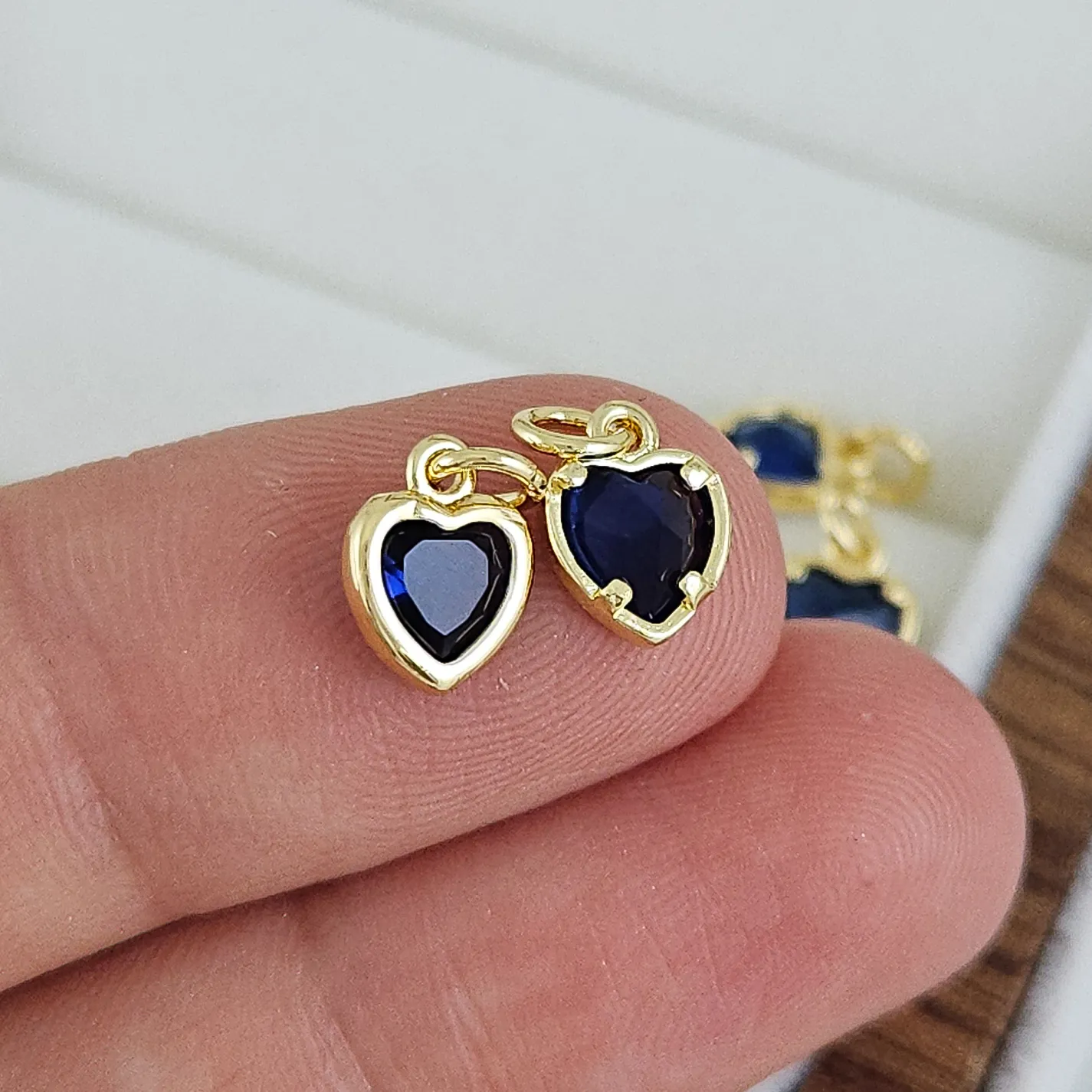 Подвеска Сердце с фианитом 6х8 мм синий, позолота 14К (8030-ЗСИН) купить с доставкой по России | Интернет-магазин Viva Beads