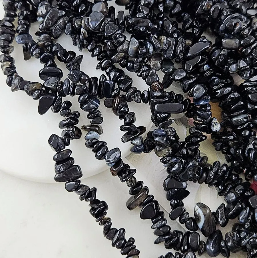 Нить 39 см Агат черный натуральный 5-8 мм бусины каменная крошка (10162) для бижутерии купить с доставкой по России | Интернет‑магазин Viva Beads
