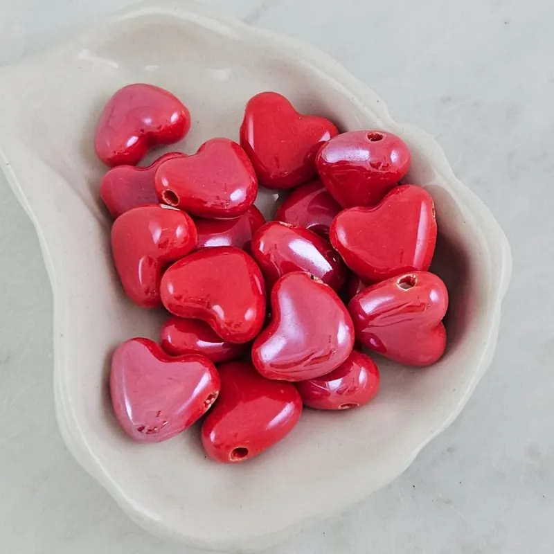 1 шт. Бусина Сердце ок. 14.8х13х7 мм красный, керамика (10276-14-К) купить с доставкой по России | Интернет-магазин Viva Beads