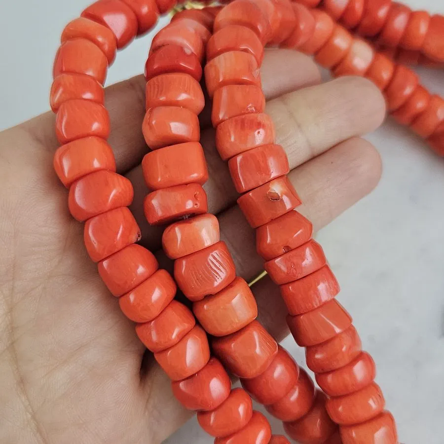 1 шт. Коралл натуральный ок. 12х5-7 мм, бусины крупные чипсы, оранжевый (10273) для бижутерии купить с доставкой по России | Интернет‑магазин Viva Beads
