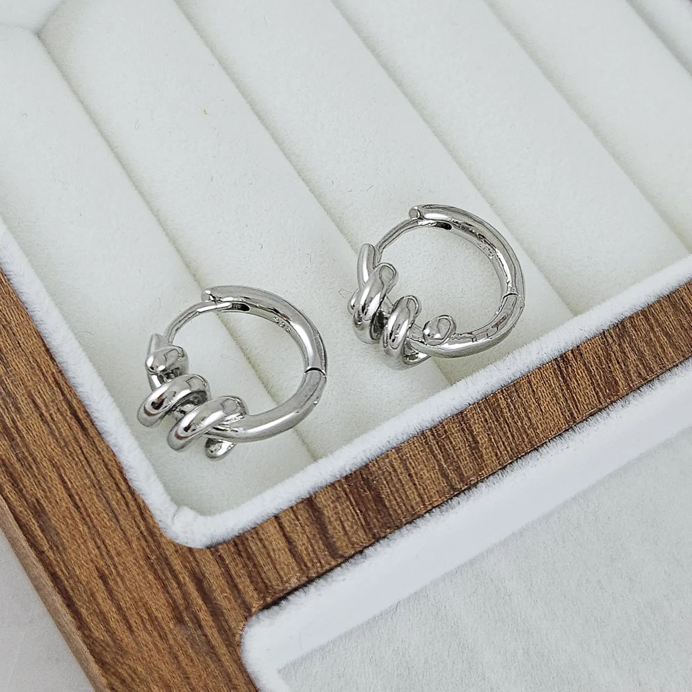 Швензы кольца, бублики, конго 15х17.8х2.6 мм Спираль, родиевое покрытие (10244-Р) купить с доставкой по России | Интернет-магазин Viva Beads