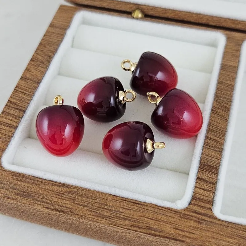 Подвеска Вишня 20.7x15.3 мм бордовый, акрил (10245) купить с доставкой по России | Интернет-магазин Viva Beads