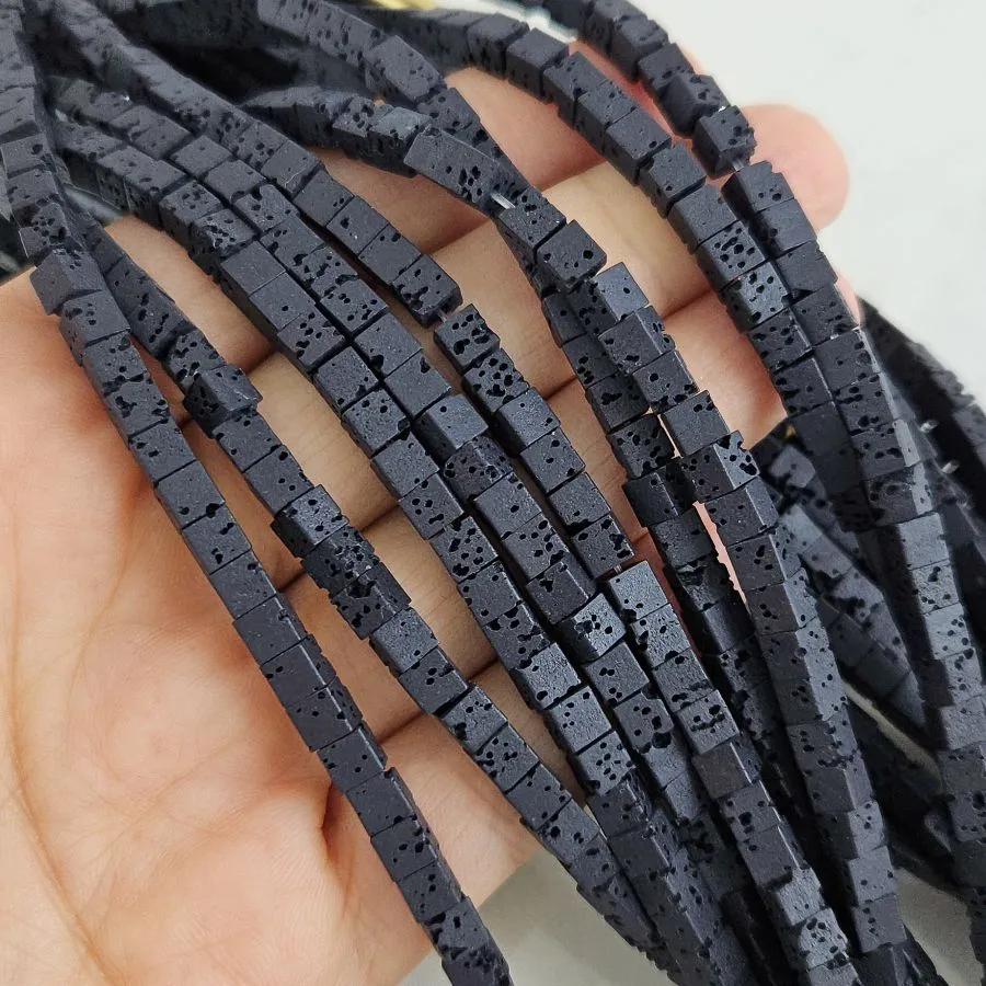 Нить 18 см Лава натуральная ок. 4 мм, бусины куб, черный (4559-4) для бижутерии купить с доставкой по России | Интернет‑магазин Viva Beads
