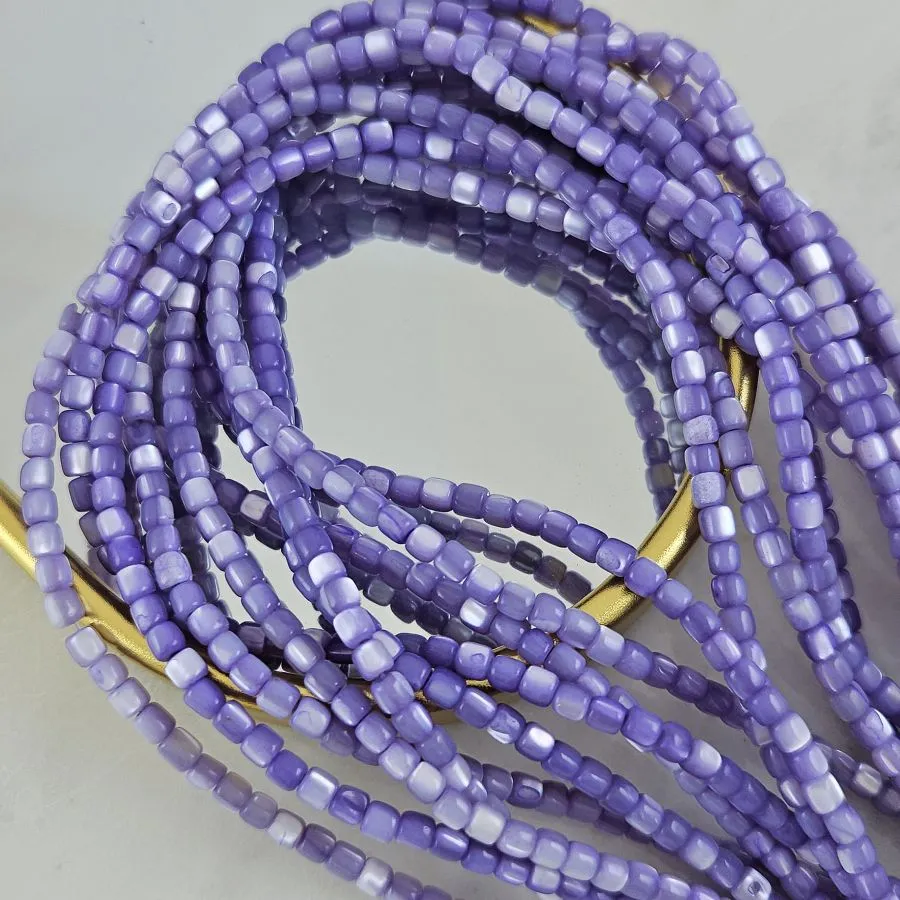 Нить 39 см Перламутр натуральный ок. 3.5х3.5 мм бочонок, сиреневый (6566-СИР) для бижутерии купить с доставкой по России | Интернет‑магазин Viva Beads
