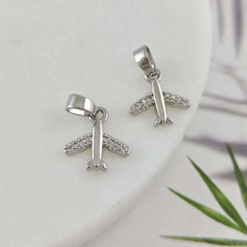 Подвеска Самолет с фианитами 11.6х10.9 мм, родиевое покрытие (10040-Р) купить с доставкой по России | Интернет-магазин Viva Beads