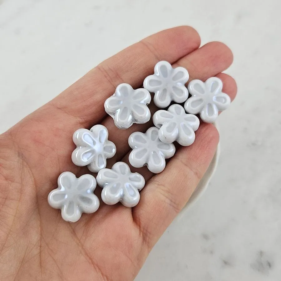 1 шт. Бусина Цветок 18 мм серый, керамика (6478-18-СЕР) купить с доставкой по России | Интернет-магазин Viva Beads