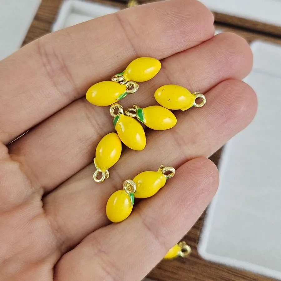 Подвеска лимон 12.9х6 мм эмаль, желтый,  цвет золота (10262-З) купить с доставкой по России | Интернет-магазин Viva Beads