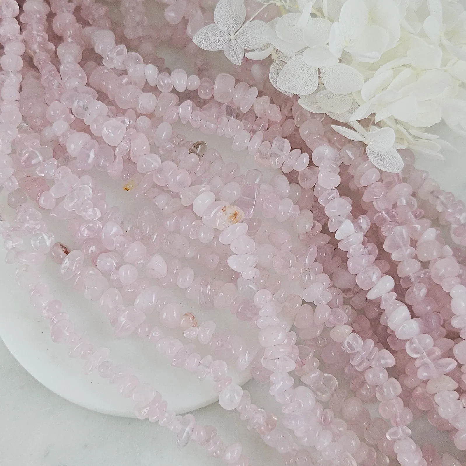 Нить 40 см Розовый кварц натуральный 5-8 мм бусины каменная крошка (6876) для бижутерии купить с доставкой по России | Интернет‑магазин Viva Beads
