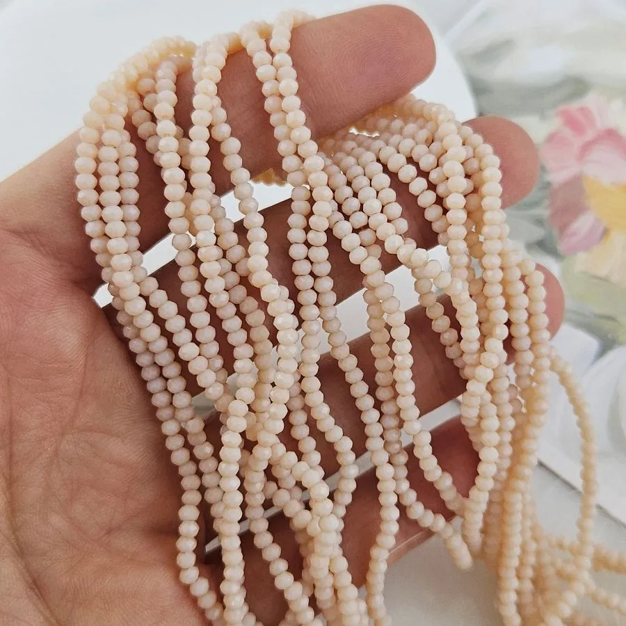 Нить 31 см Рондель граненый 2.7x2 мм бежевый, хрустальное стекло (5433-БЕЖ) купить с доставкой по России | Интернет-магазин Viva Beads