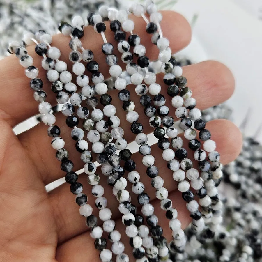 Нить 39 см Лунный камень с черным турмалином 3.5 мм граненая бусина (6293) для бижутерии купить с доставкой по России | Интернет‑магазин Viva Beads
