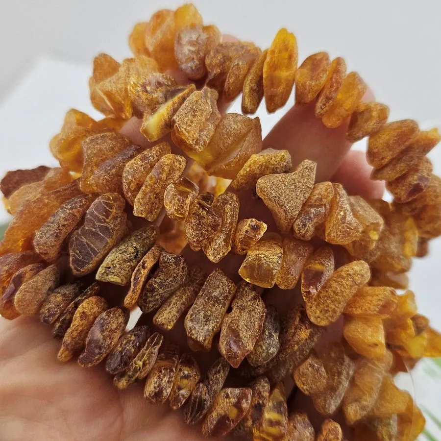 9 см Бусины из натурального нешлифованного янтаря кусочки 10-15х3-6 мм (10013-2/бус) купить в Воронеже | Заказать в интернет-магазине Viva Beads
