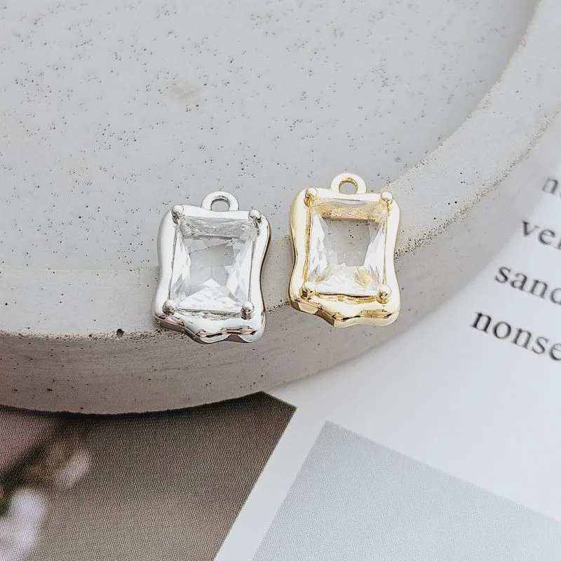 УЦЕНКА Подвеска с ювелирным стеклом 13.7х9 мм прозрачный, позолота 14к классическое золото(8738-ПЗ-УЦ)