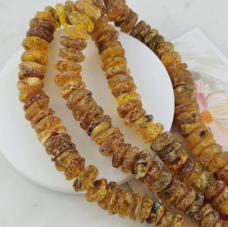 1 шт. Янтарь натуральный 10-11х3-5 мм диски необработанные (10152-10/11) для бижутерии купить с доставкой по России | Интернет‑магазин Viva Beads
