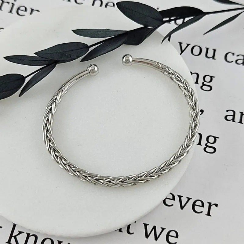 Браслет жесткий 65.5х57х4.5 мм, родиевое покрытие (10036-Р) купить с доставкой по России | Интернет-магазин Viva Beads