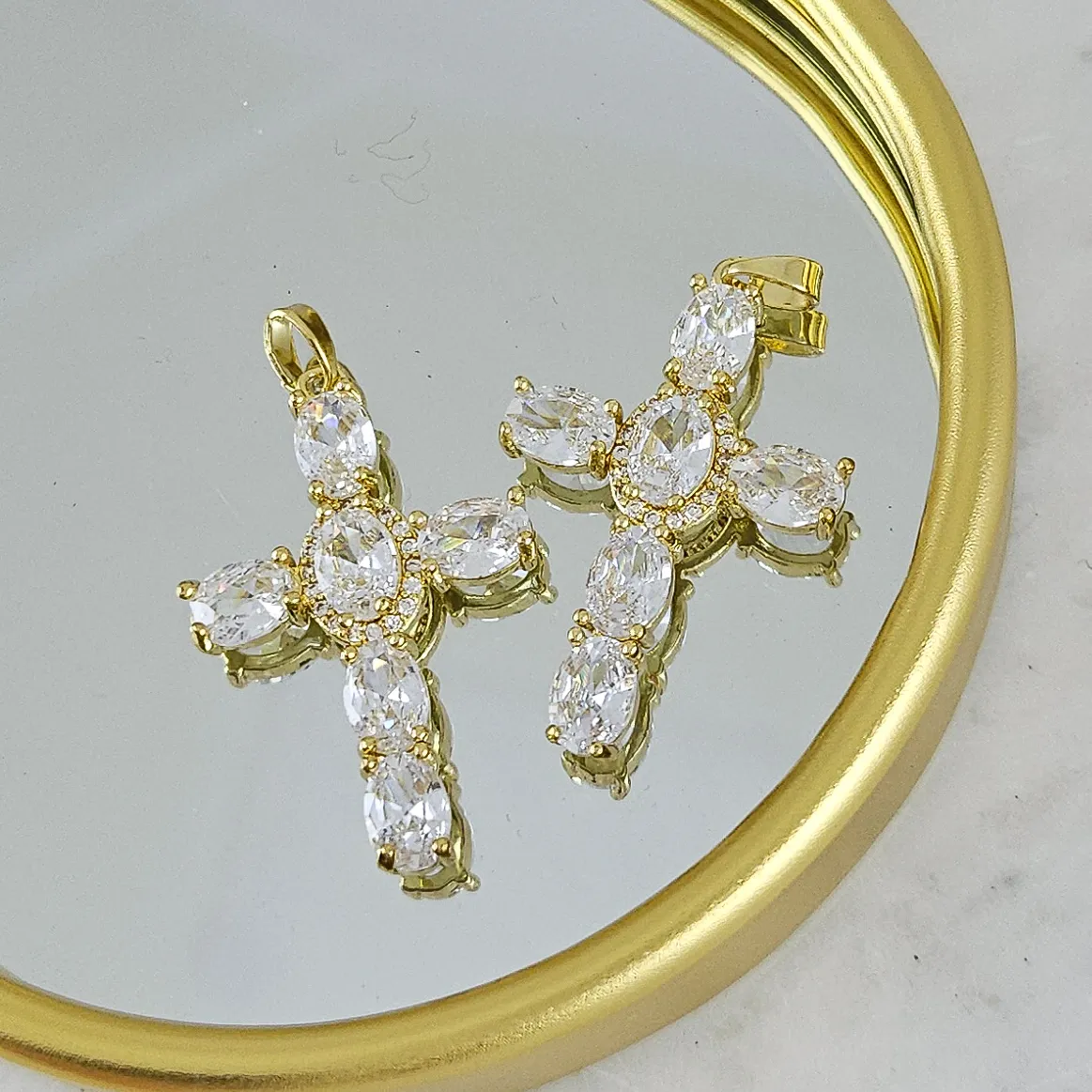 Подвеска Крест 33х22 мм с фианитами позолота 14К (6978-ЗБ) купить с доставкой по России | Интернет-магазин Viva Beads