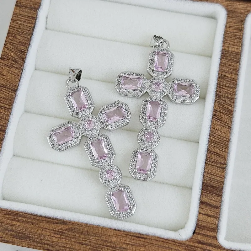 УЦЕНКА Подвеска Крест с фианитами 45.7х26.2 мм родиевое покрытие, светло-розовый (9507-СРОЗР-УЦ)