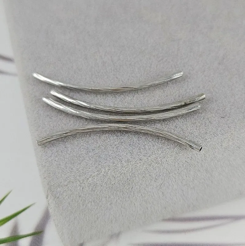 Бусина трубочка 34x1.4 мм, текстурированная, родиевое покрытие (9971-34-Р) купить в Воронеже | Заказать в интернет-магазине Viva Beads
